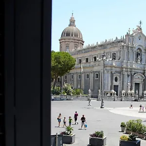  Apartment Palazzo Marletta Duomo Italy